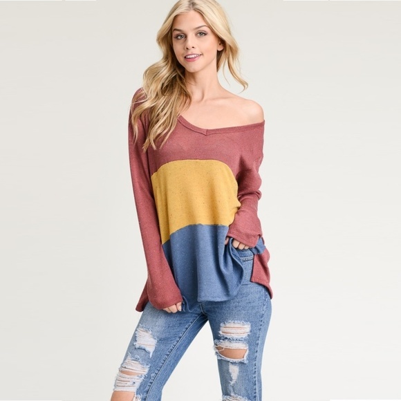 Tops - Color Block Long Sleeve Knit Top